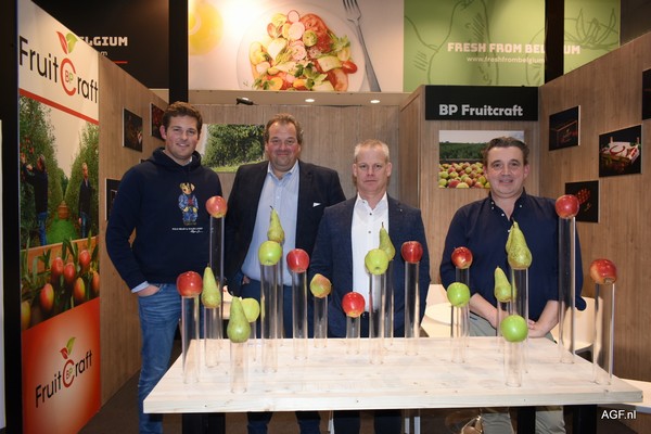 "Smaller sizes are currently selling a lot better than thicker pears" - Vimarsana News