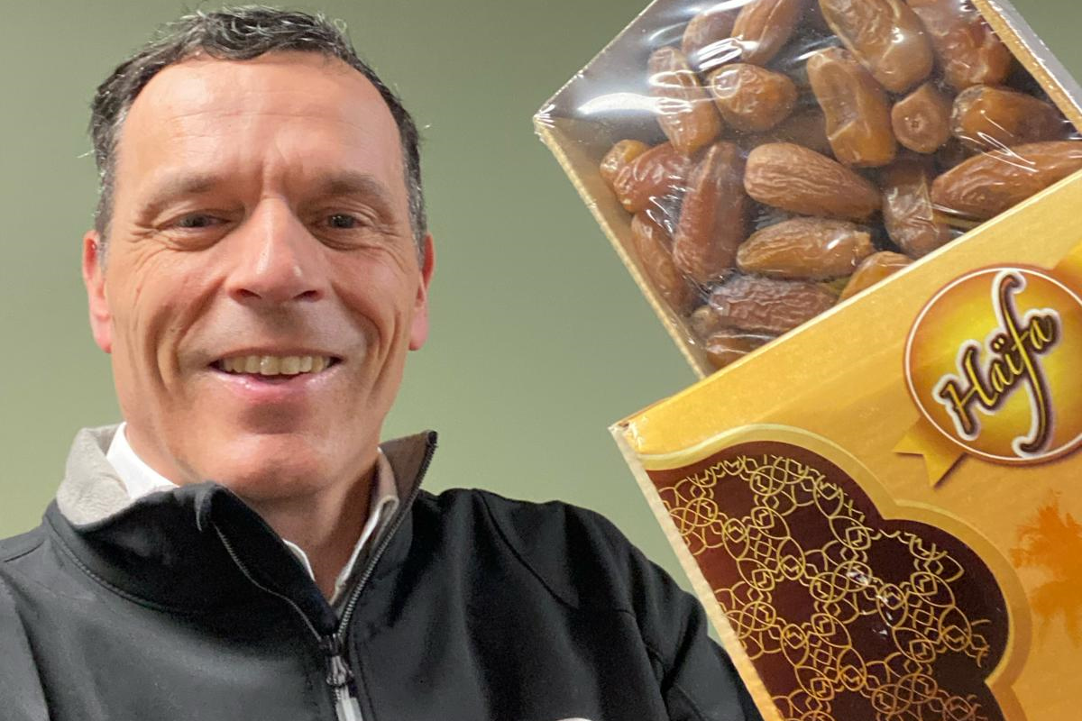 "Ramadan boosts date sales, but it's a big item year-round" - Vimarsana News