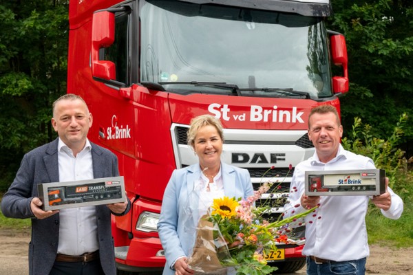 St vd Brink neemt Land Transport Harkema over