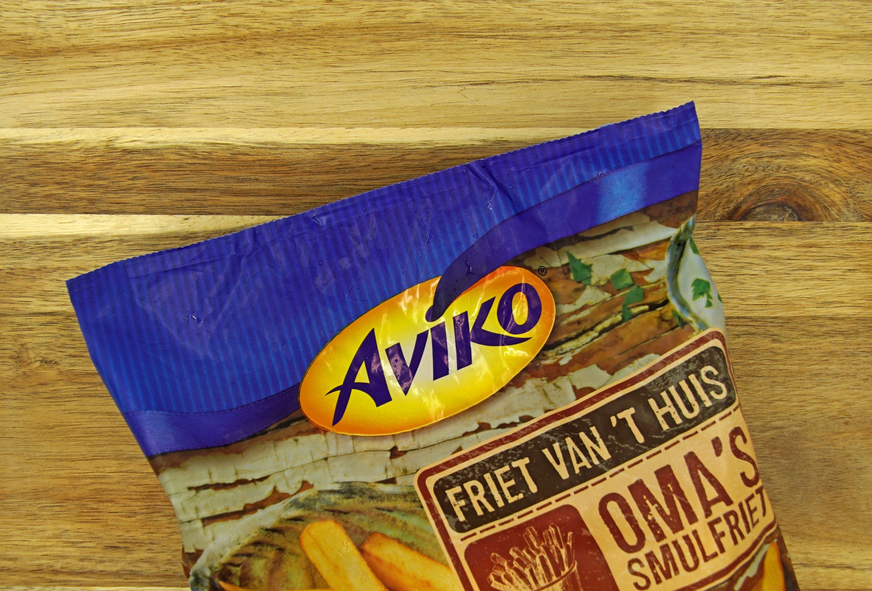 Man gewond na aanraking met onbekende stof bij frietproducent