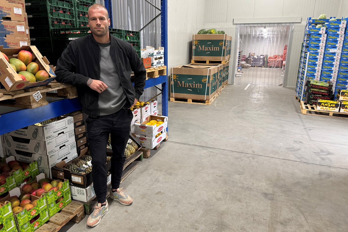 In een jaar tijd van kofferbakverkoop komkommers naar 50 ton groenten en fruit per week