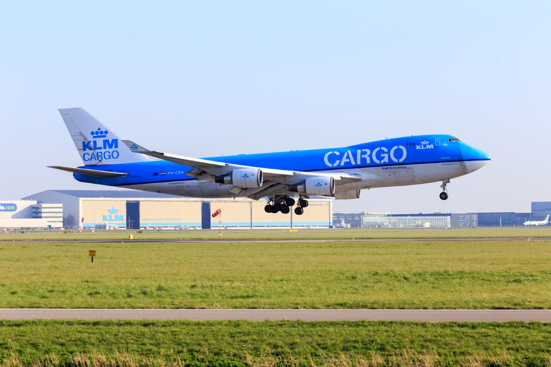 Schiphol profiteert van staking op Belgische luchthavens