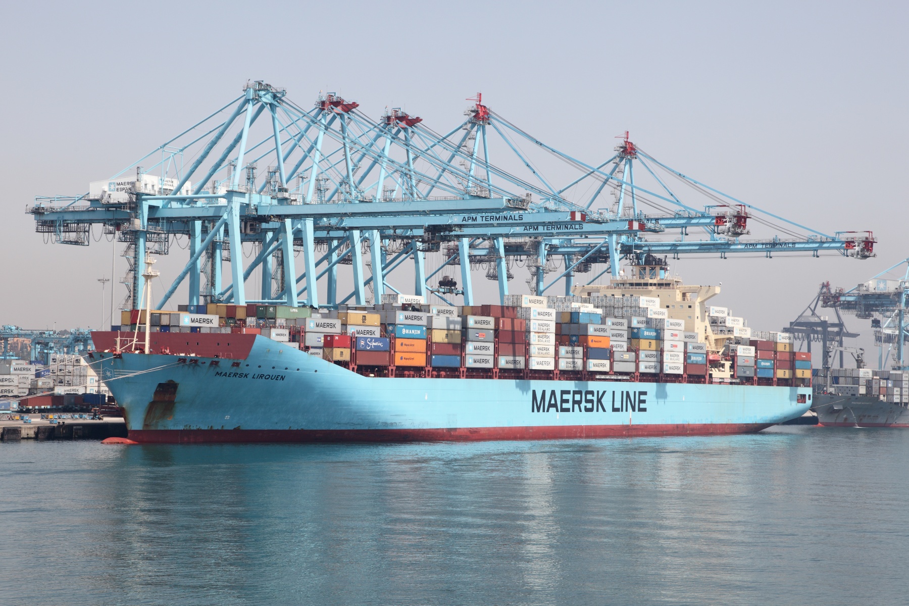 Rederijen temperen verwachtingen rond terugkeer Maersk-schepen in Suezkanaal