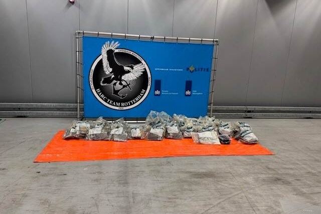 Douane ontdekt 78 kilo cocaïne in dozen ananas