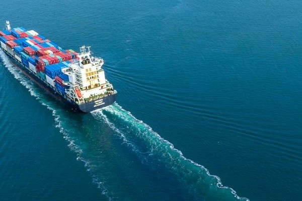 Wereldwijde containeroverslag breekt door de 1 miljard teu