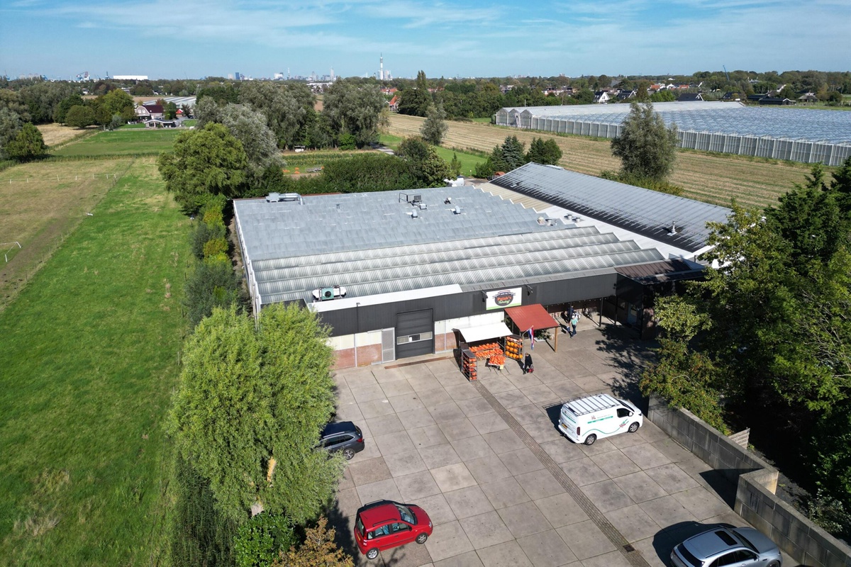 Te huur: Agrarische bedrijfsruimte (1.301 m2) in buitengebied Poortugaal