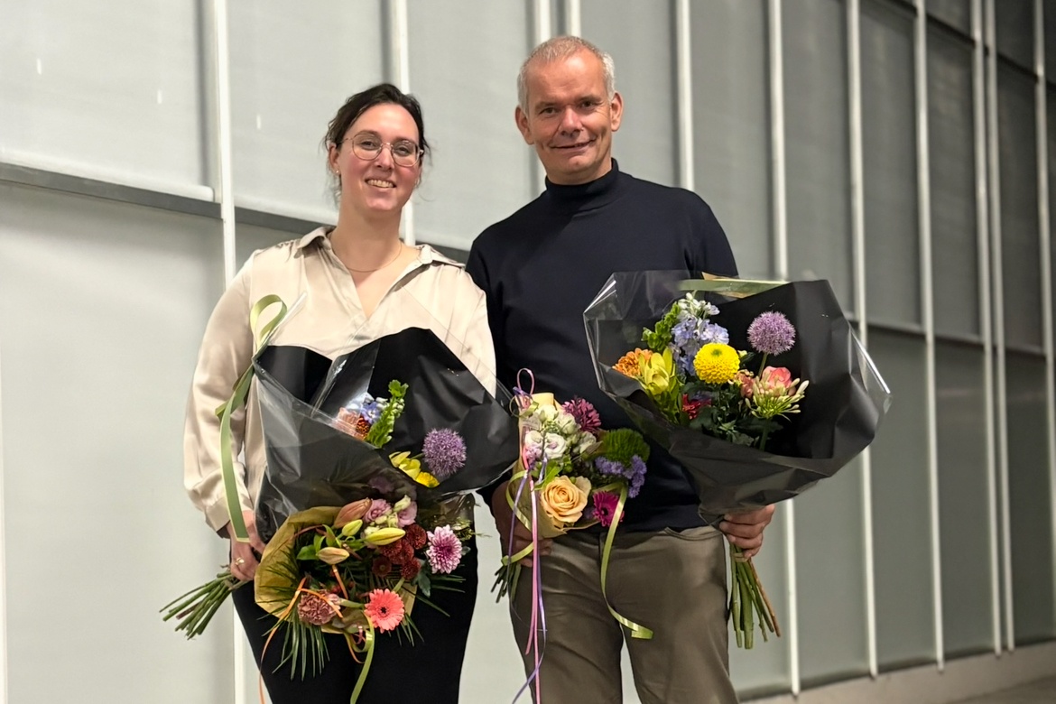 Janny Verschure-Trouw neemt stokje kringvoorzitterschap HKSF over van Frederik Bunt