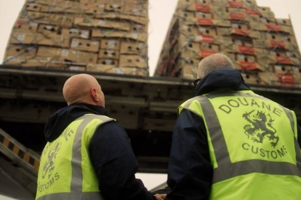 Maastricht Aachen Airport krijgt PNAO-erkenning voor inspectie van groente, fruit en bloemen