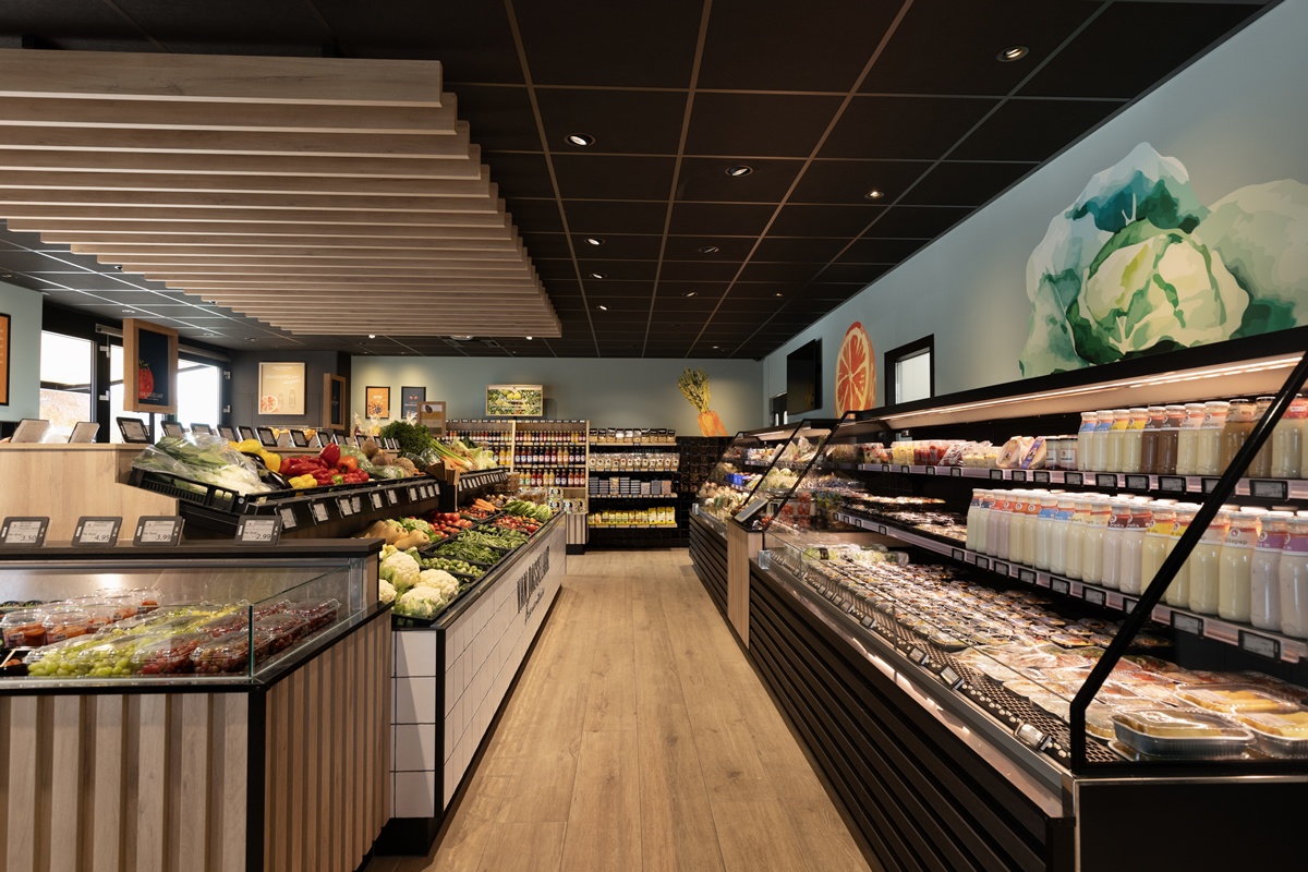 Bas van Dasselaar kiest bewust voor een andere winkel