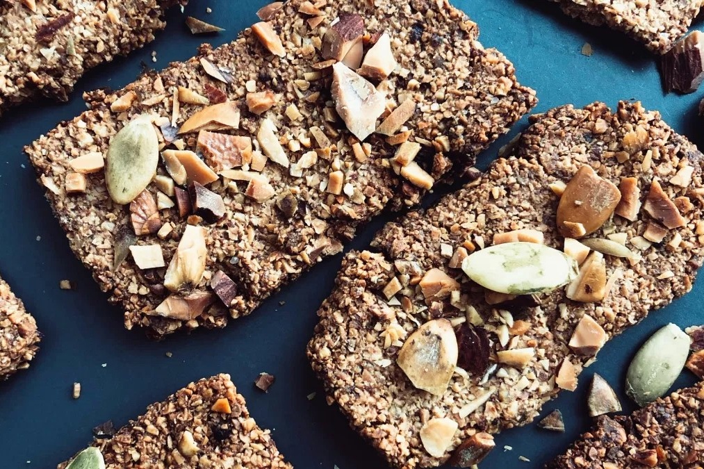 Van fibremaxxing tot tofu: dit zijn de vijf belangrijkste vegatrends volgens de Vegetariërsbond