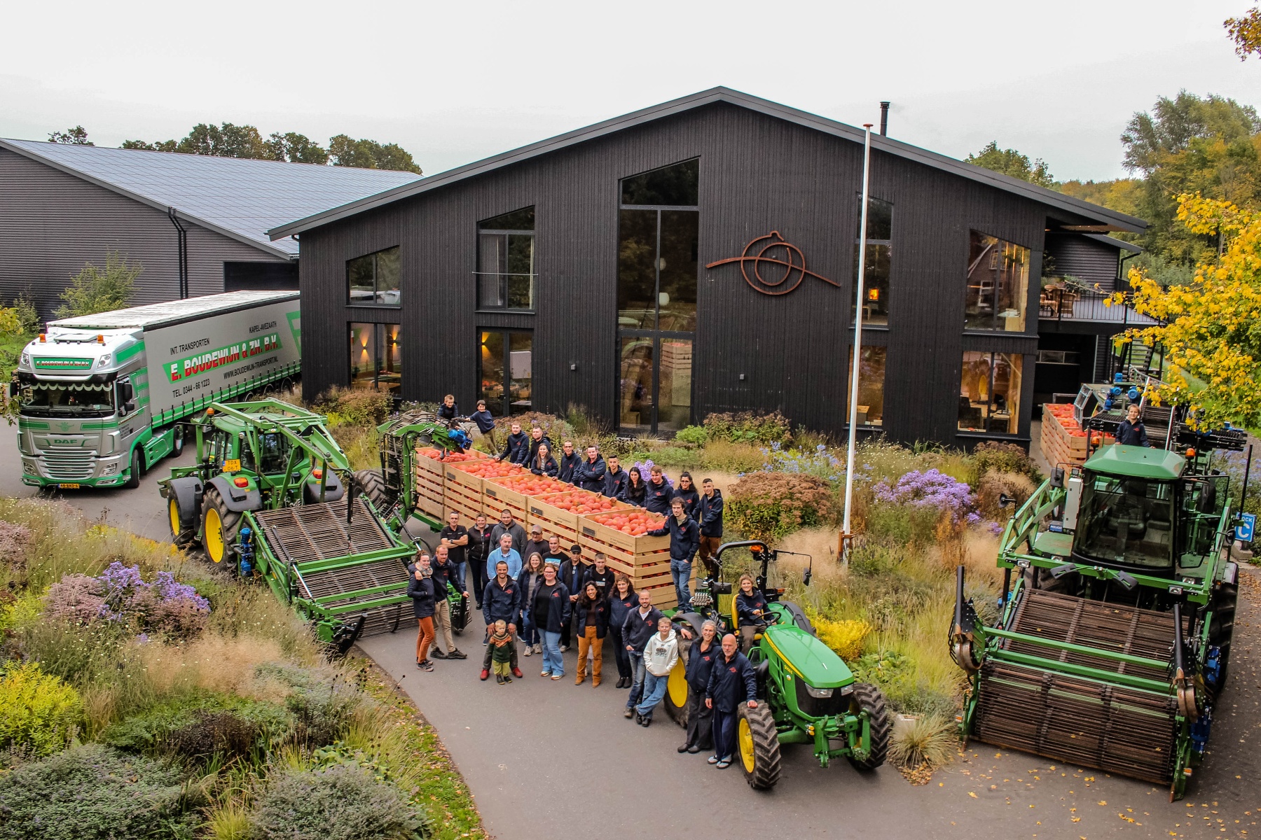 Bio-pompoenenteler investeert in machinale oogst en snijkeuken