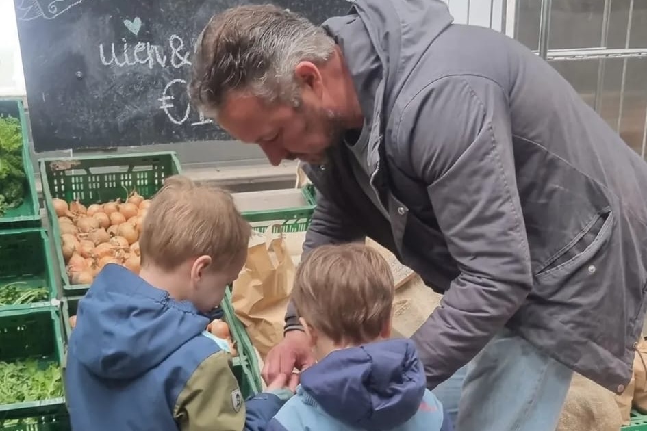 Actie ‘Bio voor iedereen’ trekt veel publiek: duizenden kilo’s verkocht op 50 boerderijen