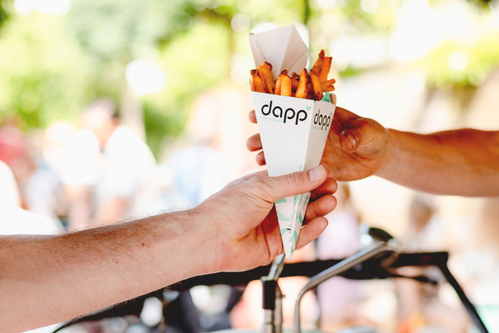 Bionext laat biologische friet van robuuste aardappelrassen proeven op Pieperfestival