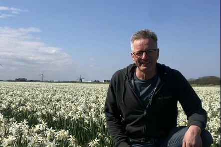 ‘Knoop in je zakdoek’ voor pionier biologische bloementeelt