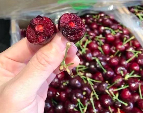 Chinese Spring Festival stimulates import of cherries - Vimarsana News