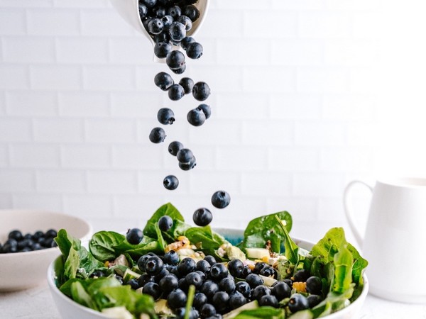 New Zealand blueberry prices set to drop leading up to Christmas - Vimarsana News