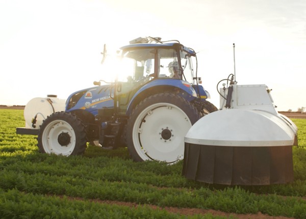 Verdant Robotics unveils 'multi-action' tech that handles spraying, weeding & more - Vimarsana News