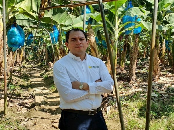 Colombian banana producers comply with new EU worker salary standards - Vimarsana News