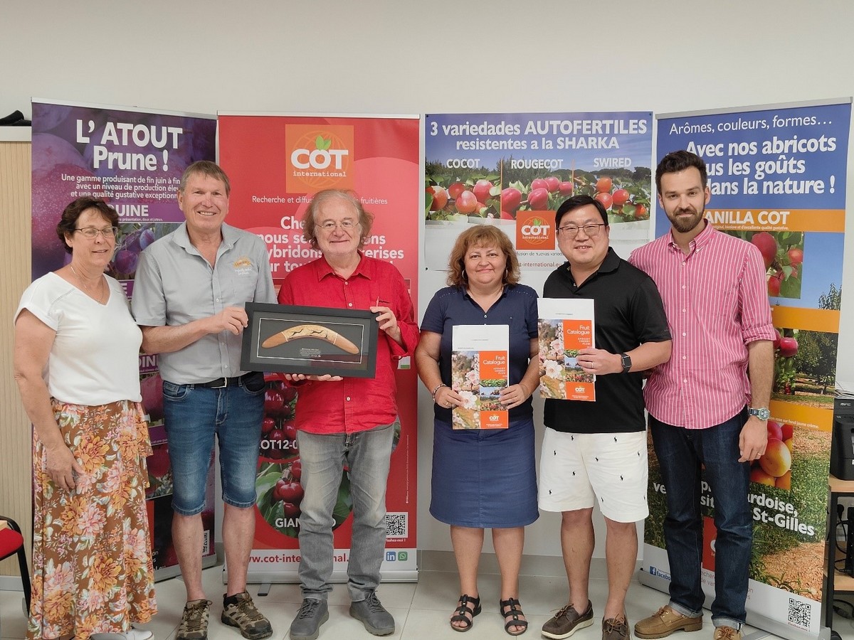 Southern Hemisphere doors open for French stone fruit variety breeder - Vimarsana News