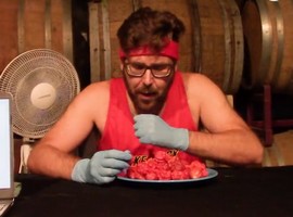 Canadian eats 135 Carolina reaper peppers in one go - Vimarsana News