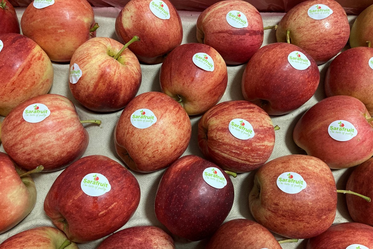 "Our stocks of apples sold out about a month ago" - Vimarsana News