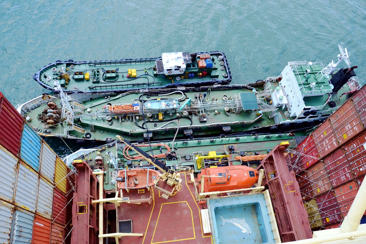 South African ports of little use to vessels avoiding Red Sea - Vimarsana News