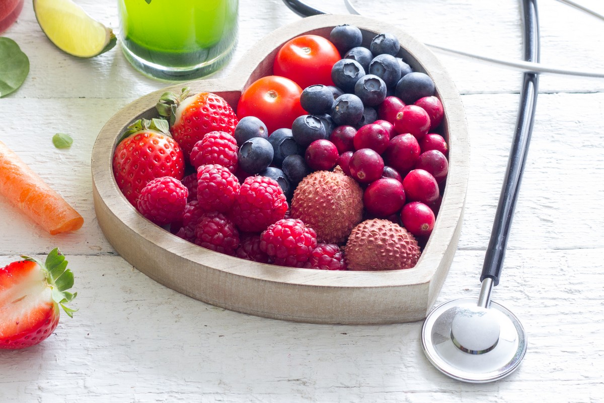 US study shows lower stress-related disease risk with berry consumption - Vimarsana News