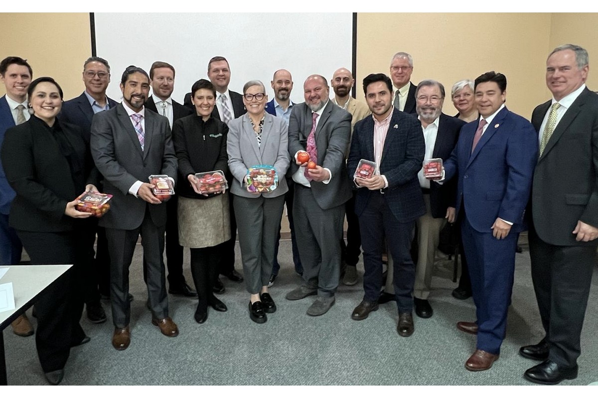 FPAA hosts governor to talk tomatoes, border infrastructure and more - Vimarsana News