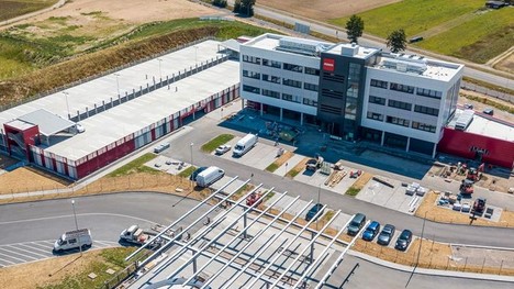 Neues Rewe Zentrallager Nach 18 Monatiger Bauzeit In Betrieb Genommen