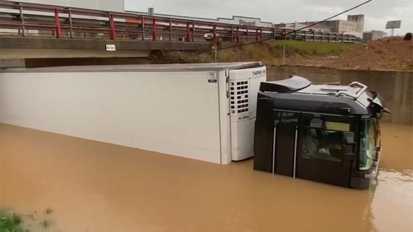 Logistieke Problemen Door Noodweer Spanje