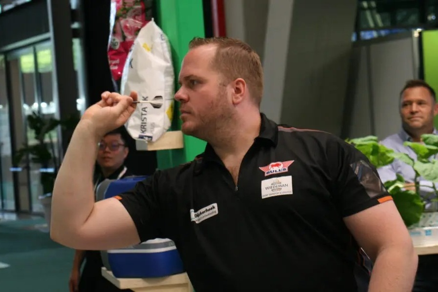 Dutch grower beats Aubergenius