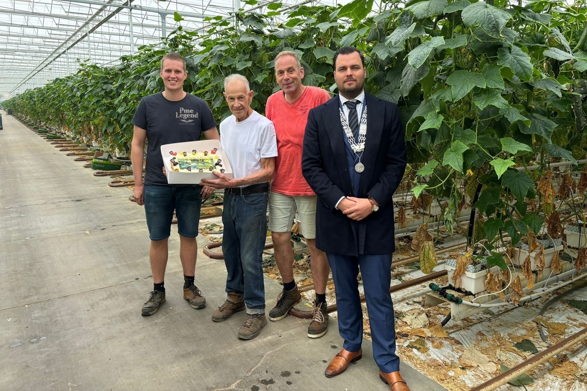 Kwekerij Bazuin bids farewell to a true veteran: Daan van Baalen retires after 67 years