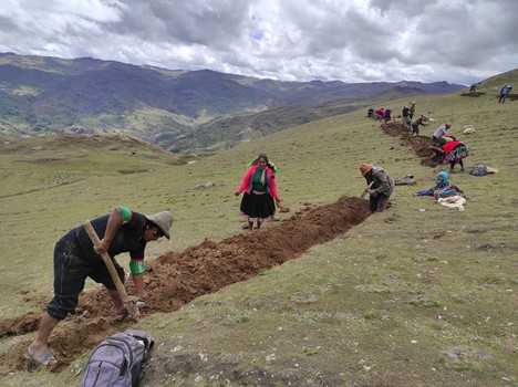 Rural women in Peru seed water today to harvest tomorrow - Vimarsana News