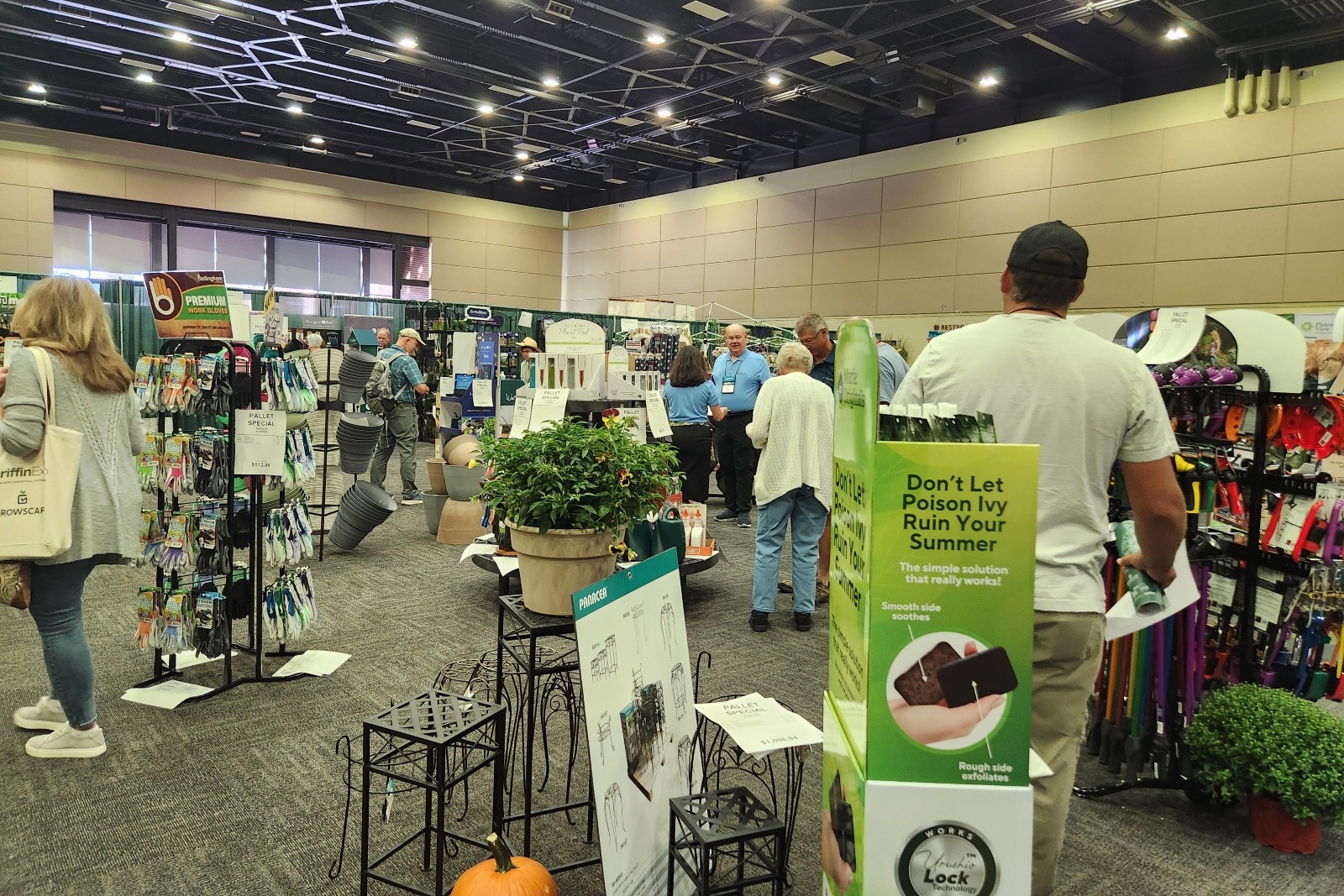 Griffin hosts expos in Reno and Lancaster
