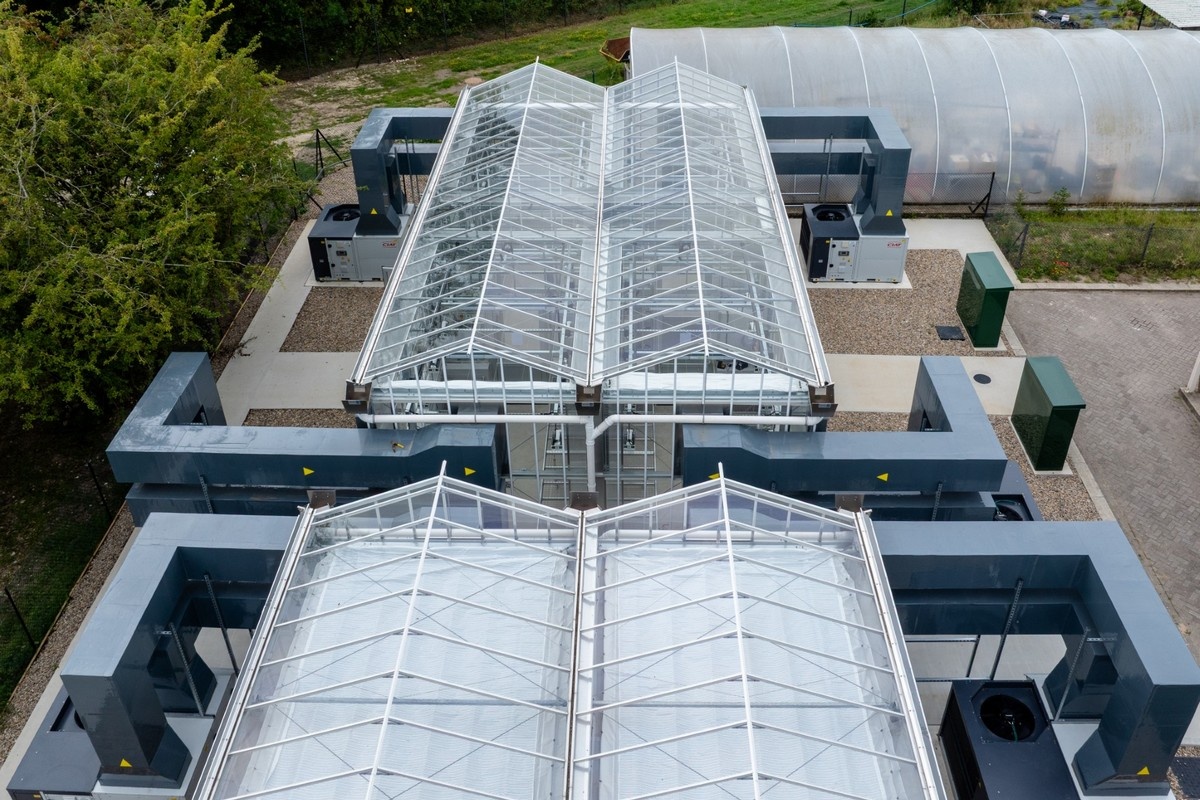 UK: Two new greenhouses constructed in York