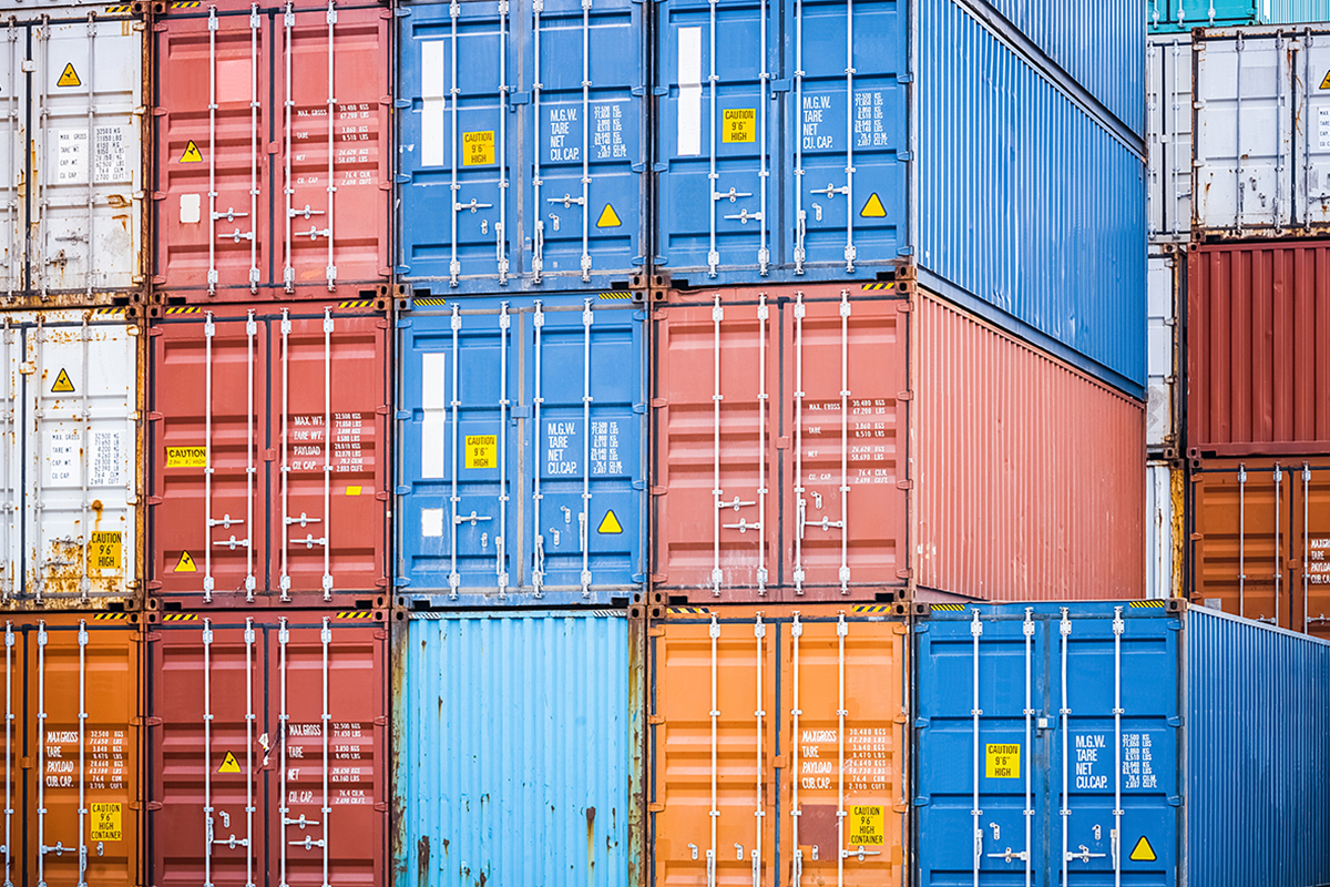 Работники порта Гуджарат могут вернуться домой из-за задержек с грузом