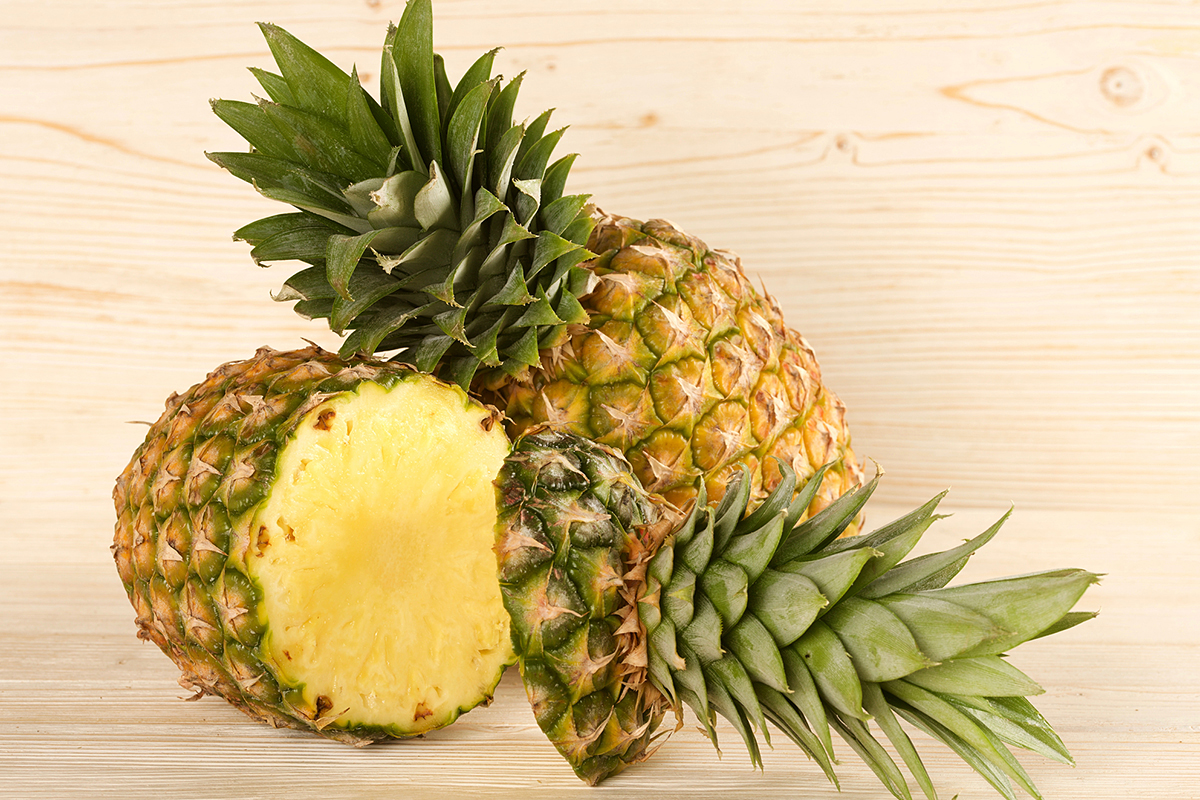 Taiwanese pineapple planting down 4