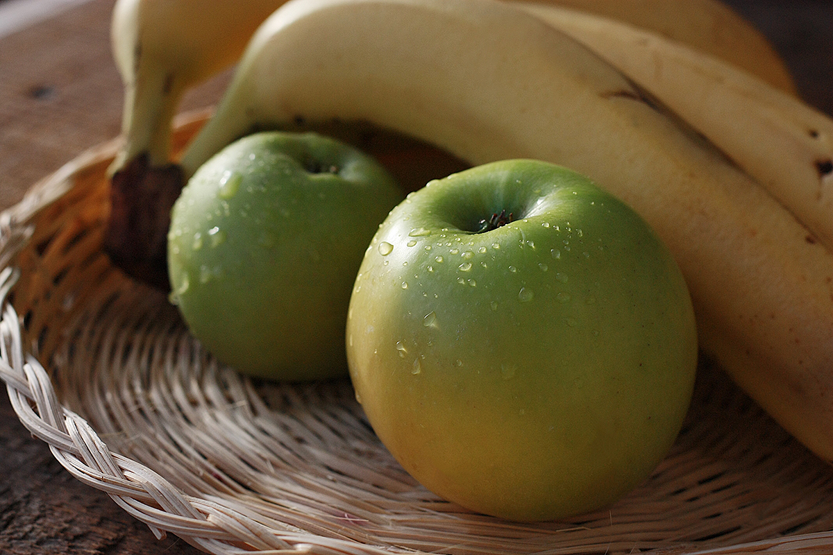 Fruit Innab Indian fruit prices surge due to floods and supply disruptions