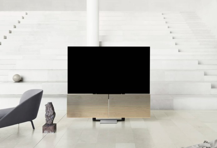 Bang Olufsen Introduceert Tv Met Uitklapbare Luidsprekers